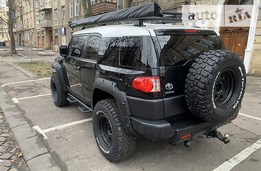 Toyota FJ Cruiser   2006