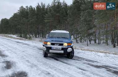 Toyota FJ Cruiser 2011