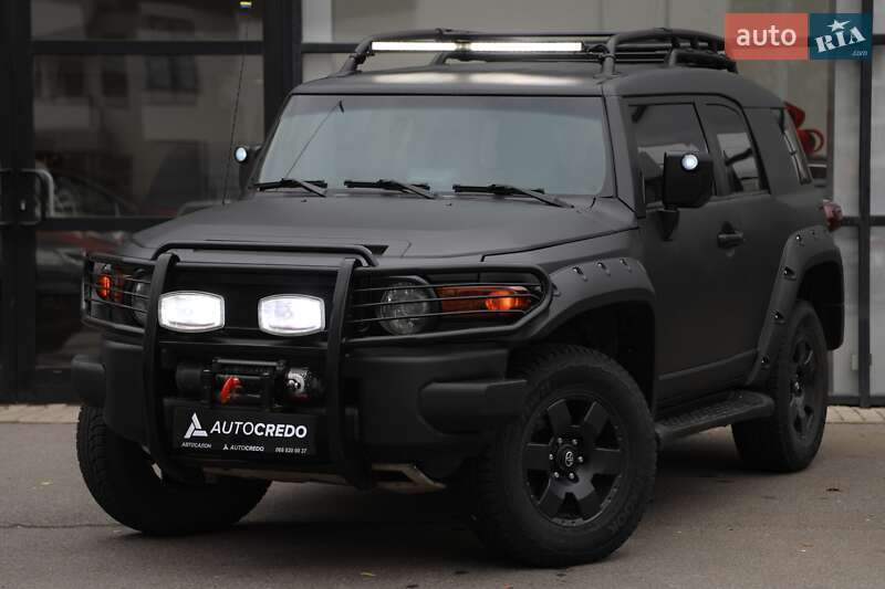 Toyota FJ Cruiser 2008 року в Харкові