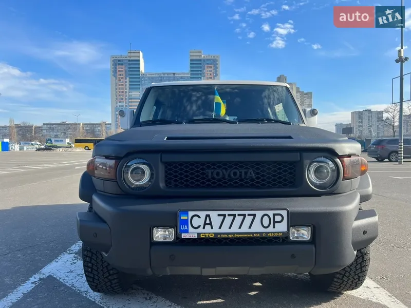 Toyota FJ Cruiser