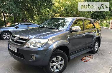 Toyota Fortuner XLE 2007