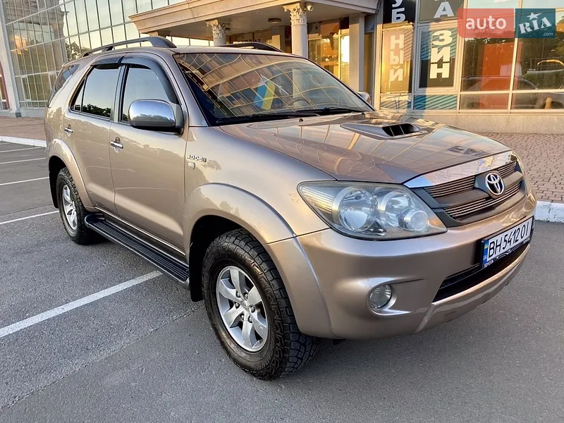 Toyota Fortuner 2007