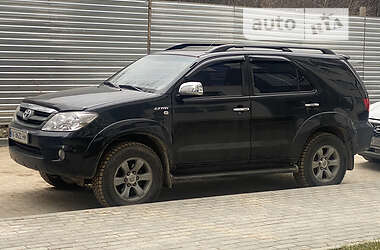 Toyota Fortuner sr 5 2007