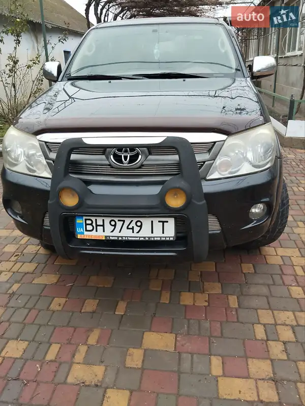 Toyota Fortuner 2007