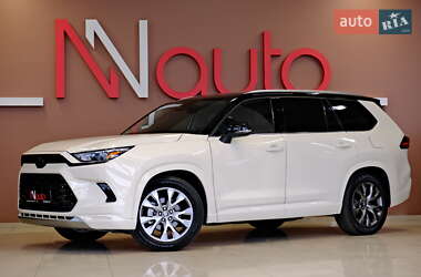 Toyota Grand Highlander  2023