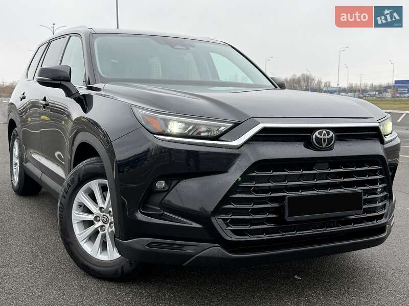 Легковые Toyota Grand Highlander