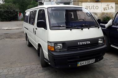 Toyota Hiace  1991