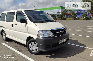 Toyota Hiace  2006