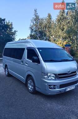 Toyota Hiace  2008