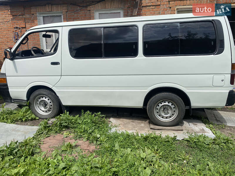 Toyota Hiace