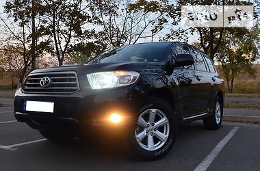 Toyota Highlander  2010