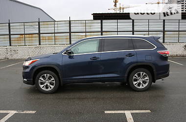 Toyota Highlander 3.5 4WD 2015