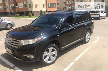 Toyota Highlander  2011