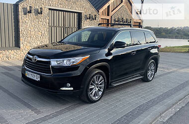 Toyota Highlander  2014