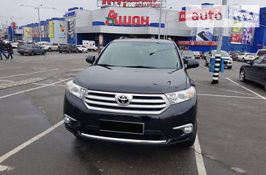 Toyota Highlander  2010