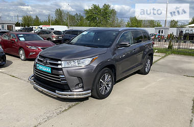 Toyota Highlander  2018