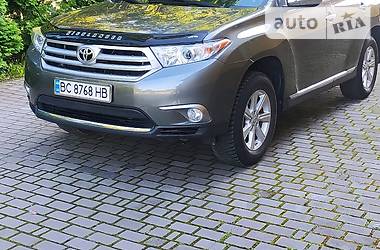 Toyota Highlander  2011