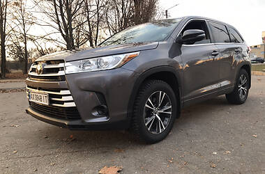 Toyota Highlander  2017