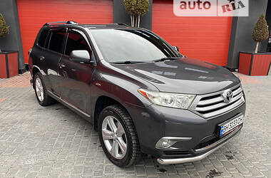 Toyota Highlander  2012