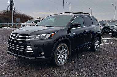 Toyota Highlander XLE 2015