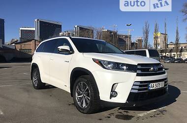 Toyota Highlander  2018