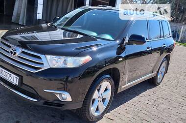 Toyota Highlander  2011