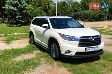 Toyota Highlander  2014