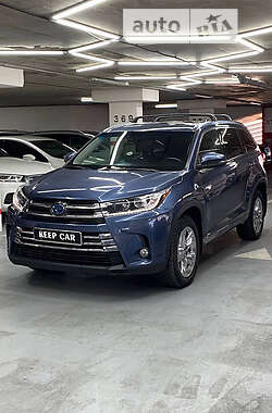 Toyota Highlander  2018