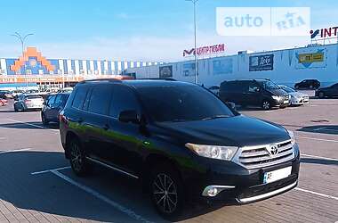 Toyota Highlander  2012