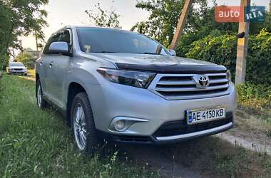 Toyota Highlander  2011