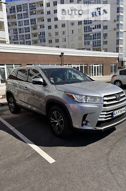 Toyota Highlander  2019