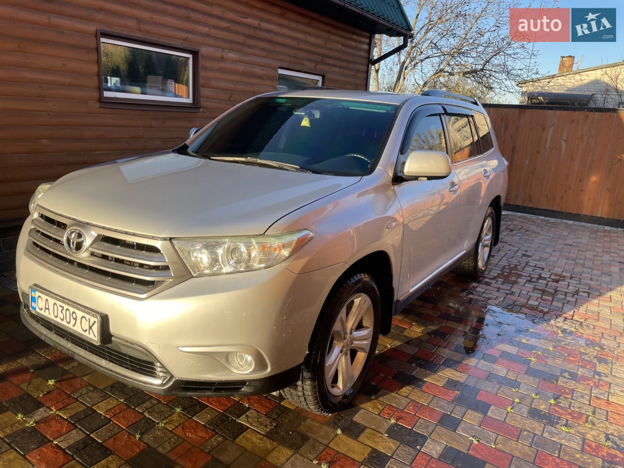 2011 Toyota Highlander - мініатюра 2