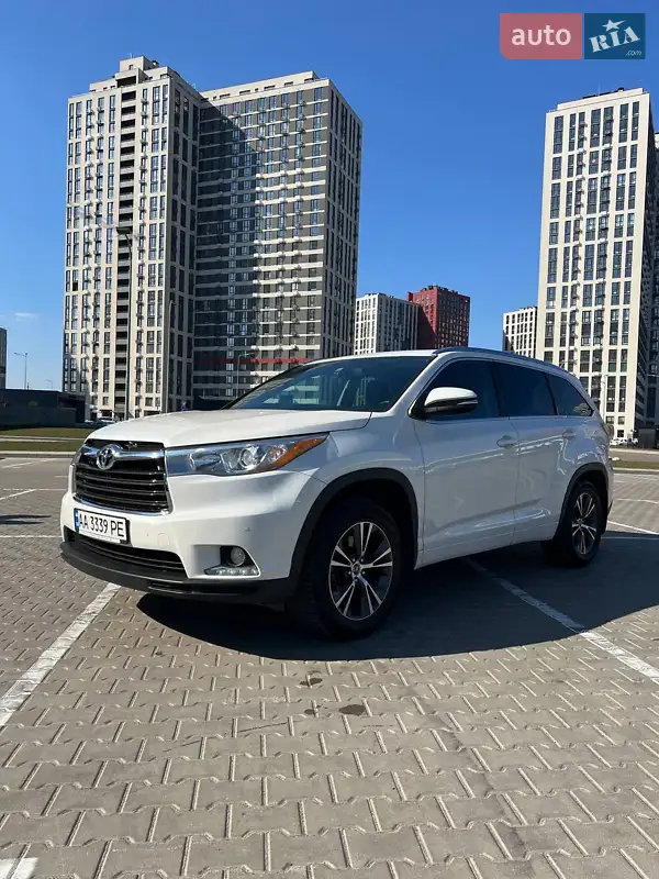 Toyota Highlander 2016