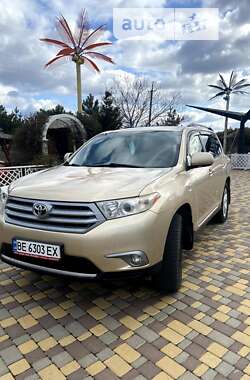 Toyota Highlander  2012