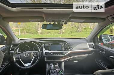 Toyota Highlander  2015