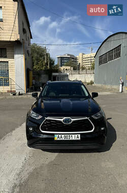 Toyota Highlander 2020