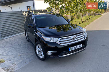 Toyota Highlander  2011