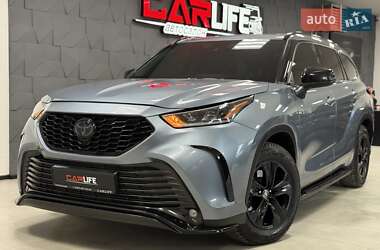 Toyota Highlander  2020