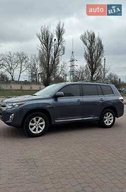 Toyota Highlander 2013