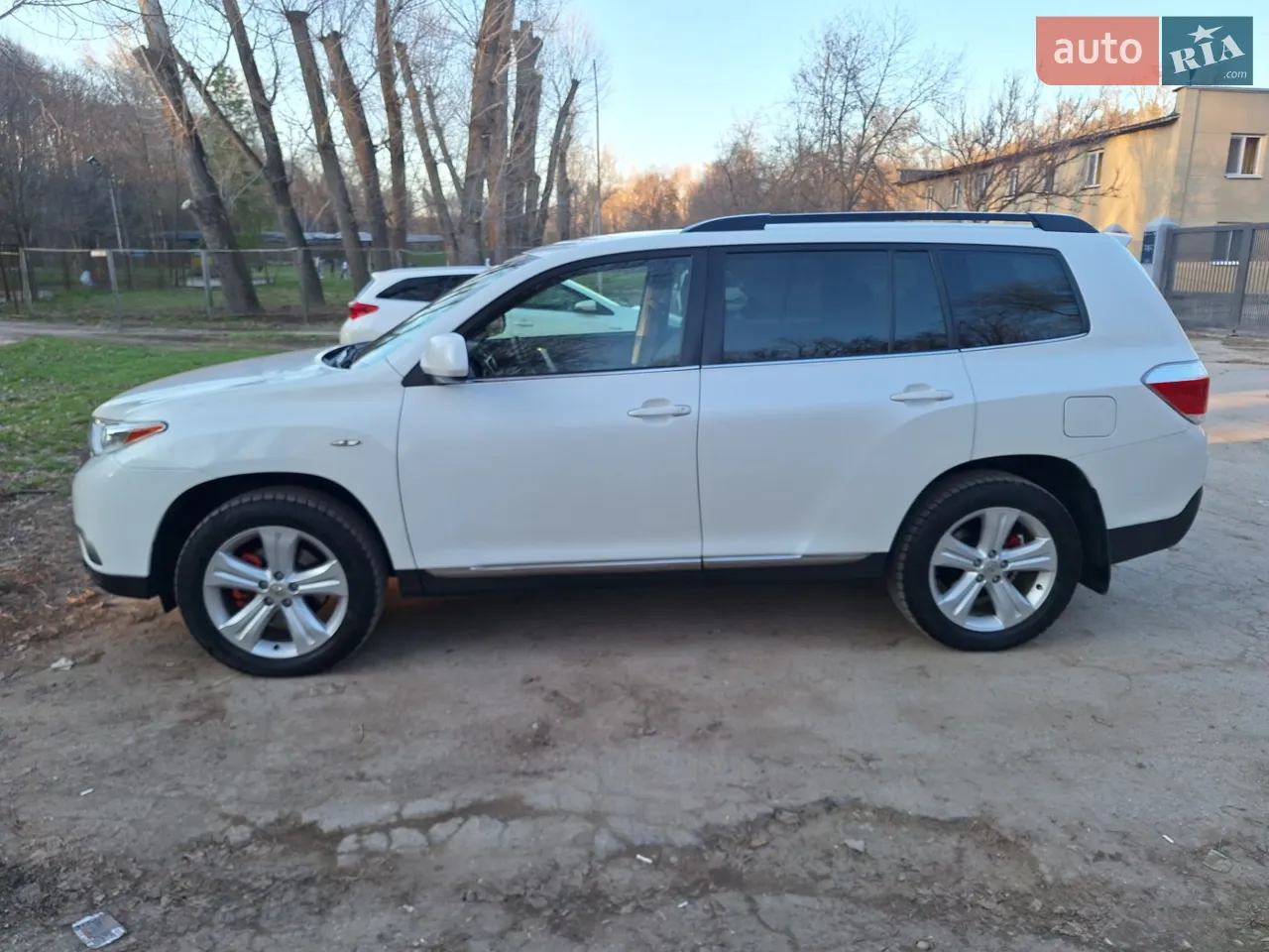 2011 Toyota Highlander - мініатюра 3