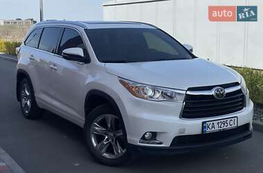 Toyota Highlander  2015