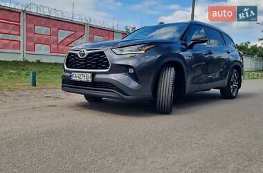 Toyota Highlander  2020