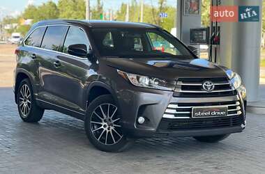 Toyota Highlander  2019