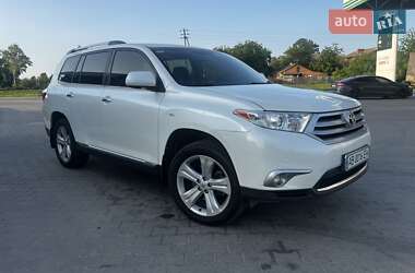 Toyota Highlander  2013