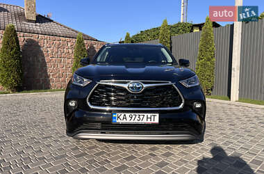 Toyota Highlander  2021