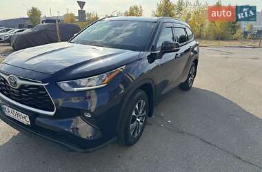 Toyota Highlander 2022