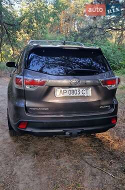 Toyota Highlander  2016