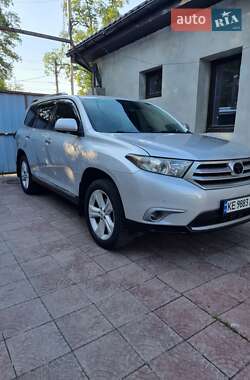 Toyota Highlander  2011