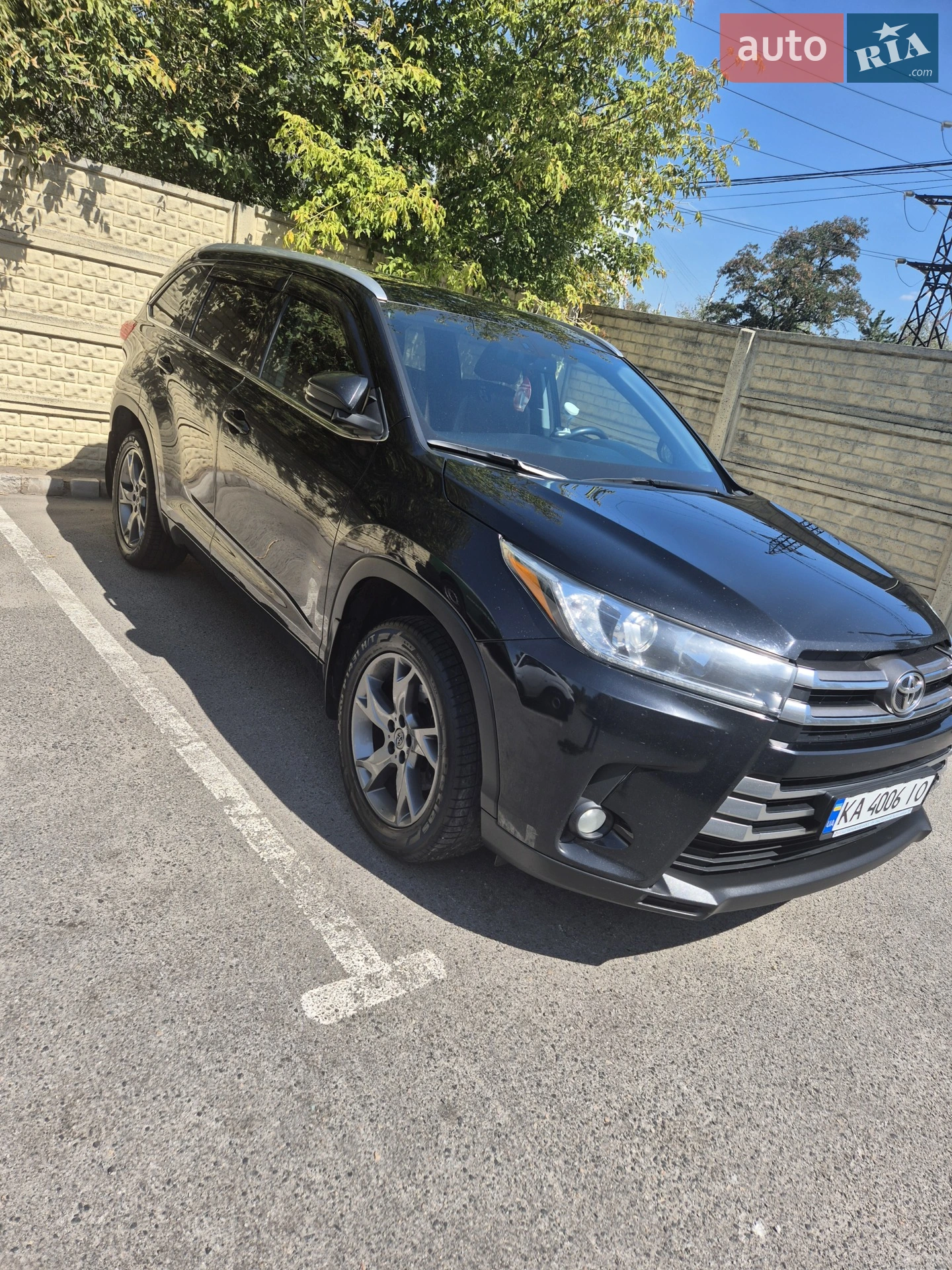 Toyota Highlander 2018 VIN 5TDDZRFH00S847736 фото оголошення 2 з 17