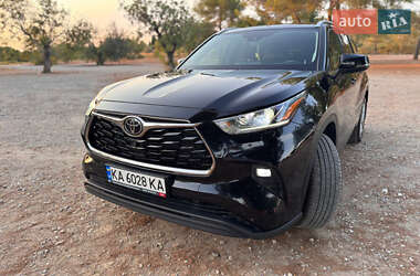 Toyota Highlander  2022